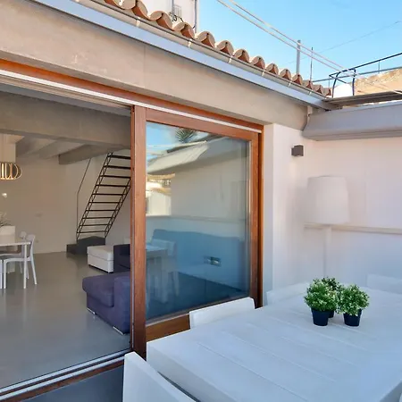 Lonja Apartment *