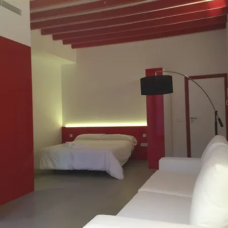 Lonja Apartment *